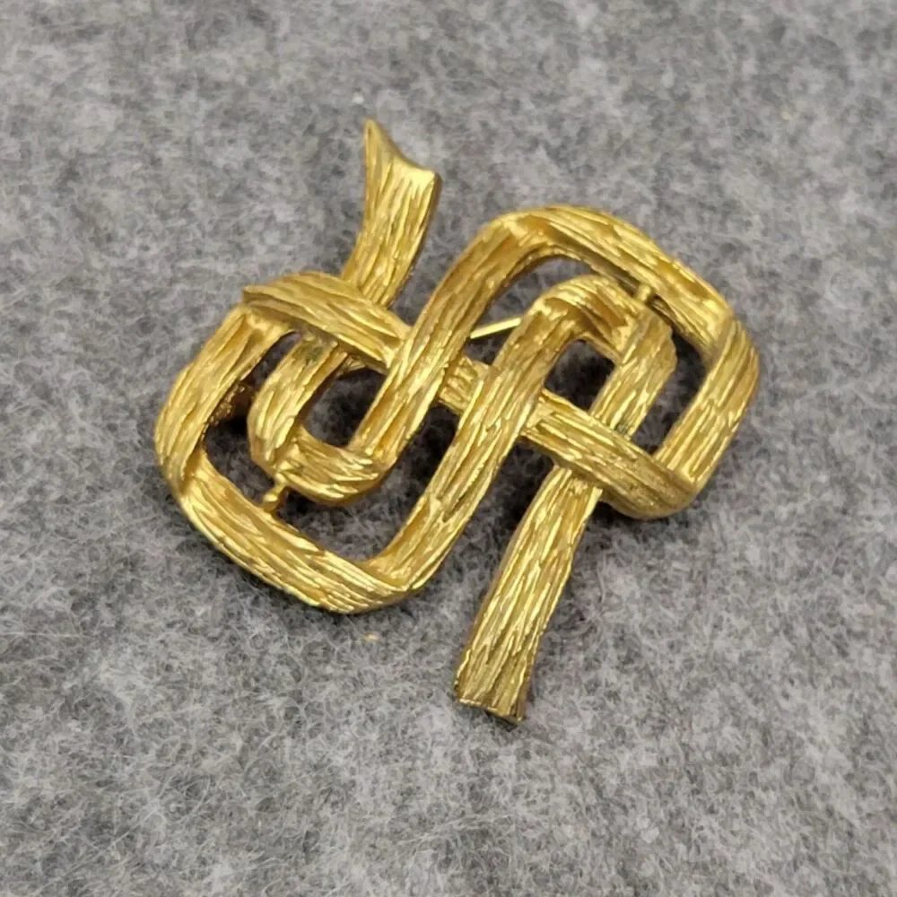 Vtg Brooch